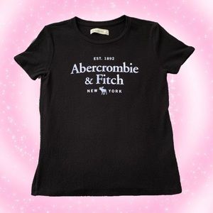 SOLD | ⭐️Abercrombie and Fitch Black Shirt ⭐️